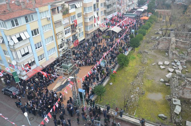 MHP LİDERi DEVLET BAHÇELİ AKHİSARLILAR İLE BULUŞTU